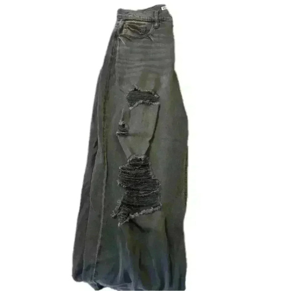 SO, Super High-Waist, “90’s Wide-Leg”, Black Distressed Jeans. Size 13/31W - Picture 2 of 3